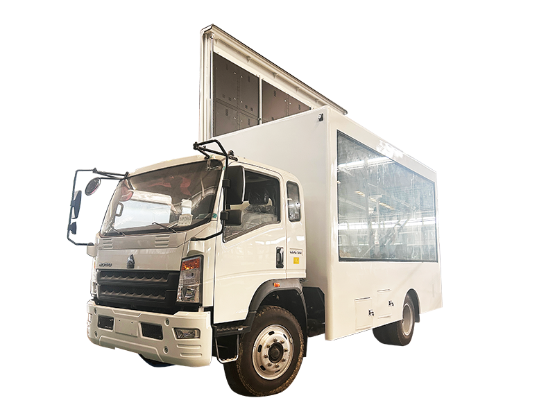 3800mm wheelbase, 180HP advertising vehicle 