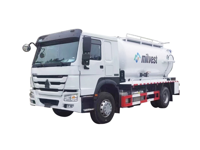 9 cubic meter sewage suction truck